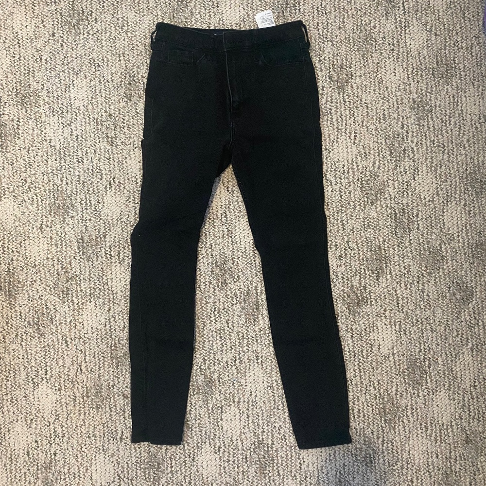 Hollister Ultra high-rise super skinny jeans